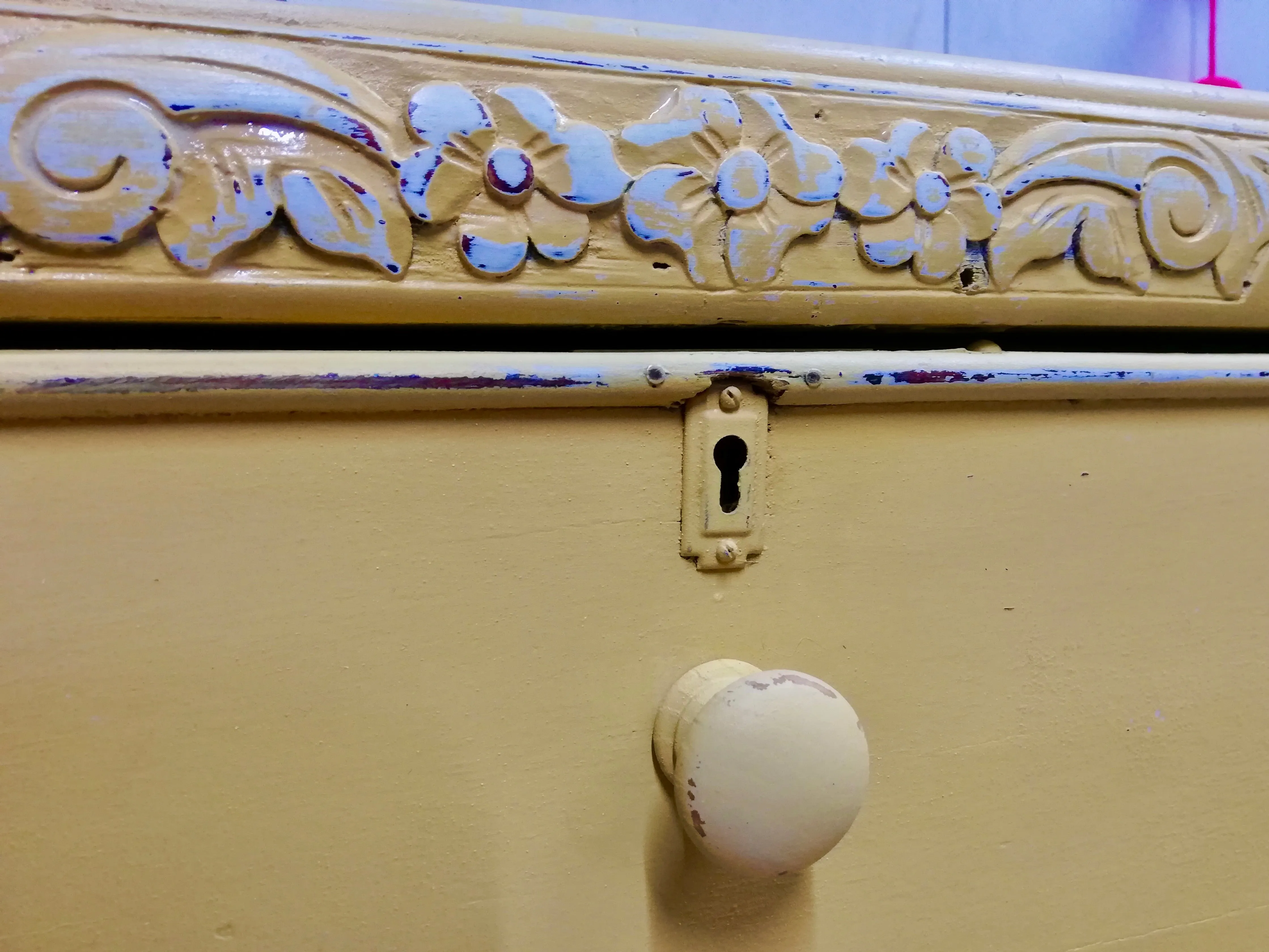 Child's desk / small storage unit