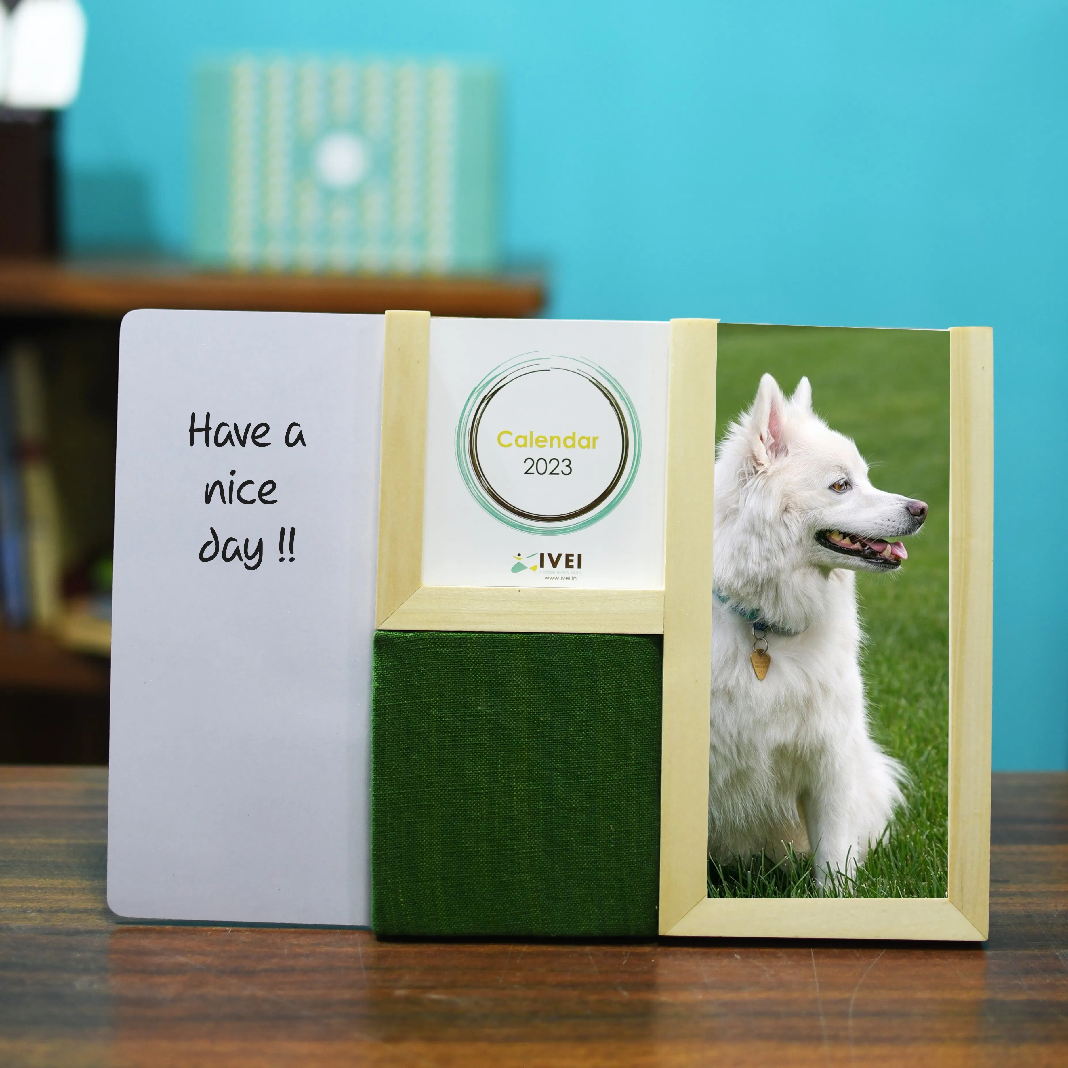 IVEI Super Desk Organizer with Calendar, Whiteboard, Pin Board, Photoframe & Penstand